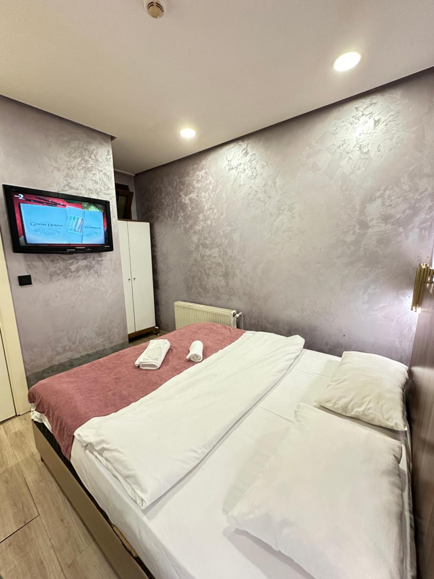 Otel Taxim Alyon