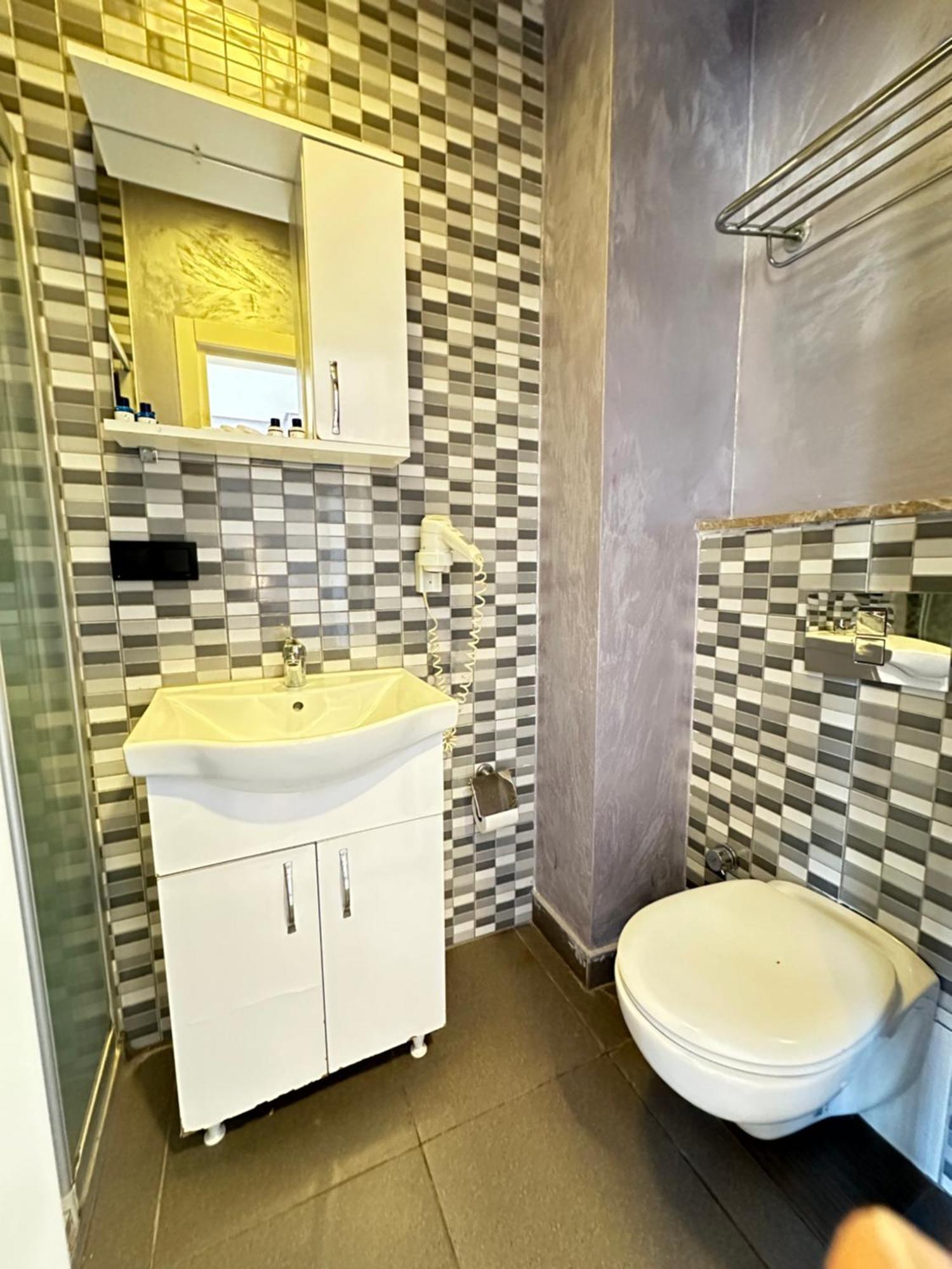 Taxim Alyon Otel 3*