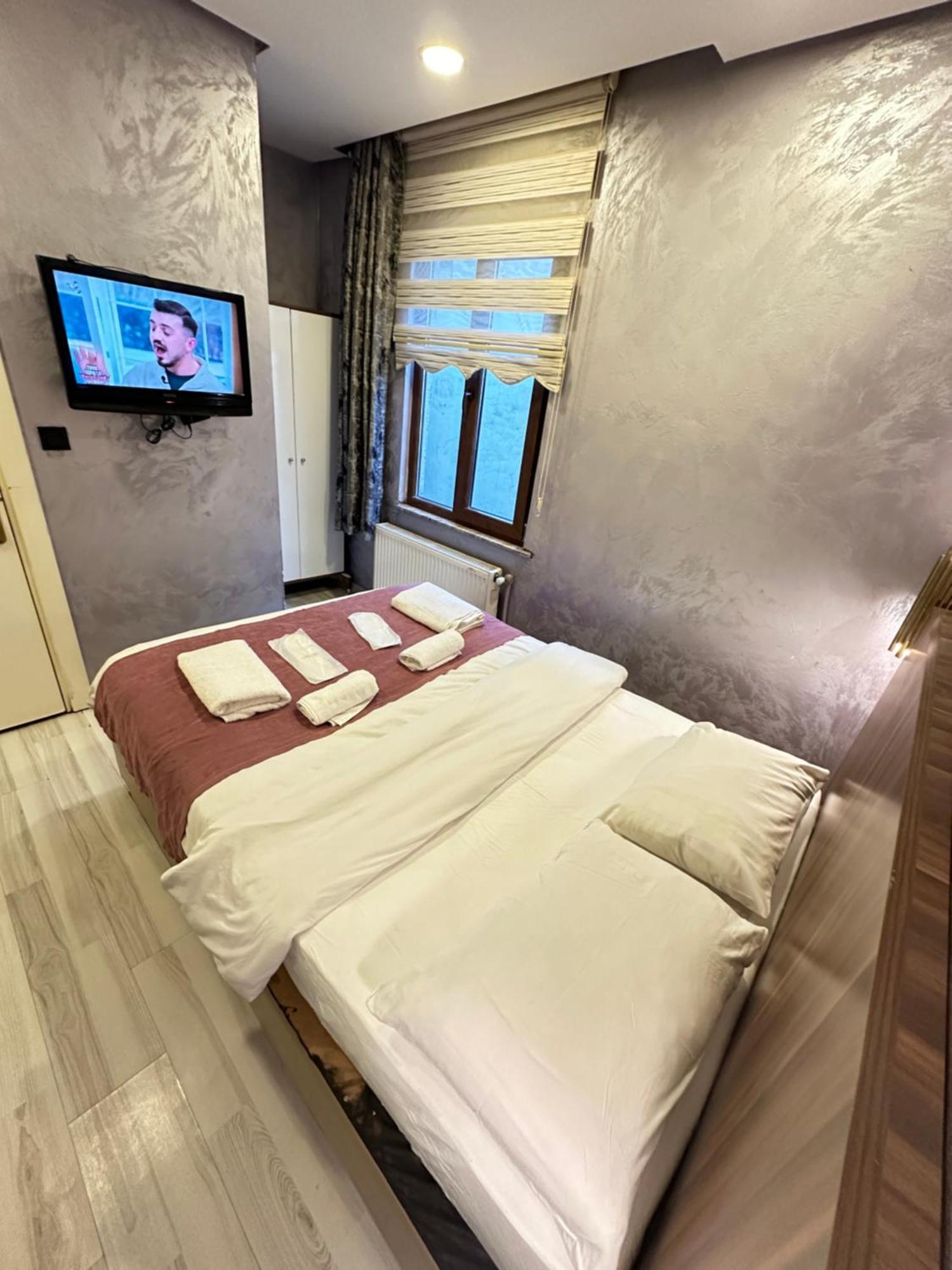 Otel Taxim Alyon 3*
